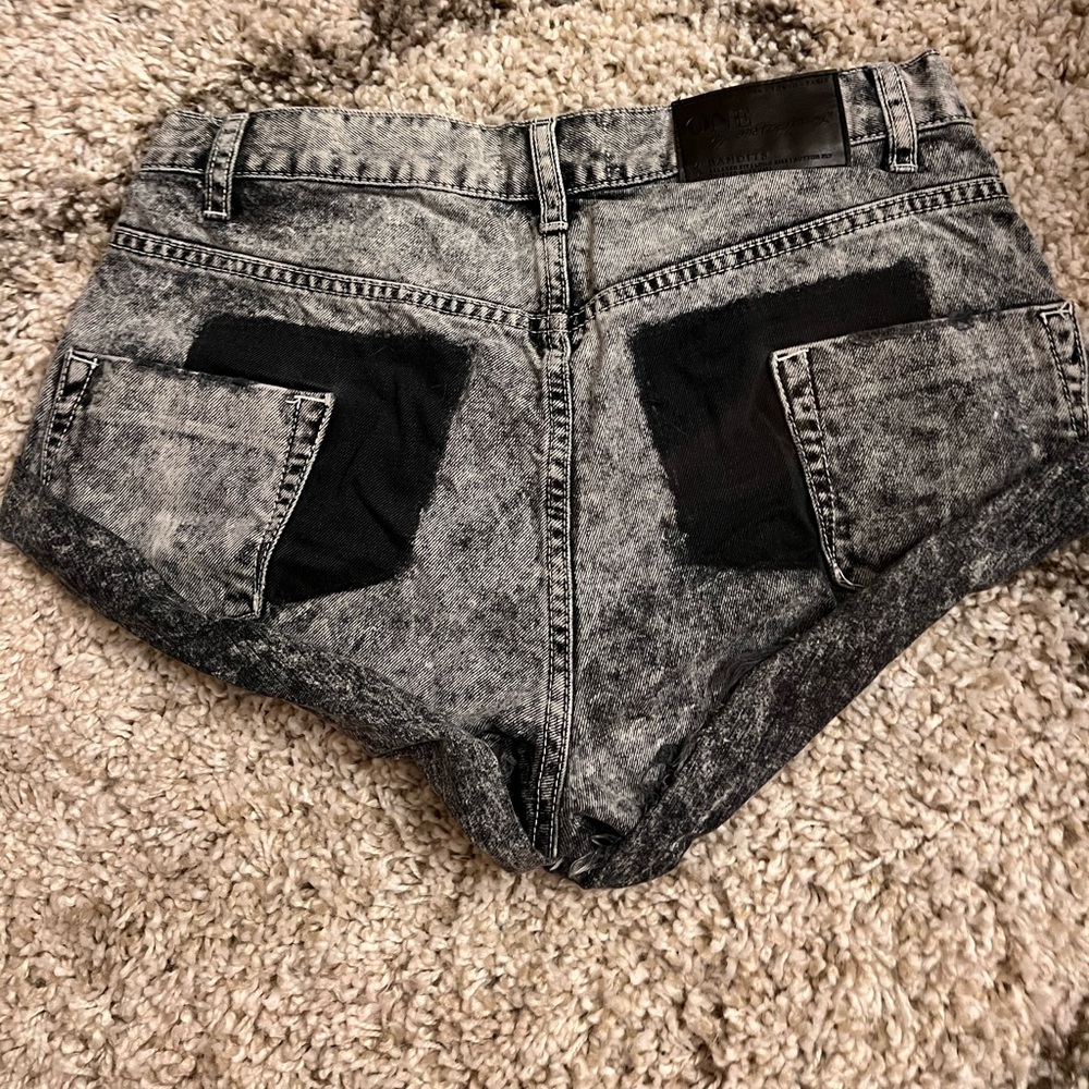 26 one teaspoon shorts